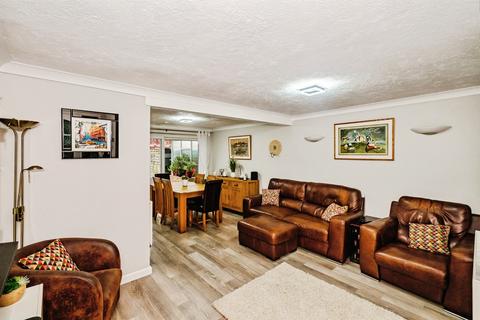 3 bedroom semi-detached house for sale, Tavy Road, WORTHING