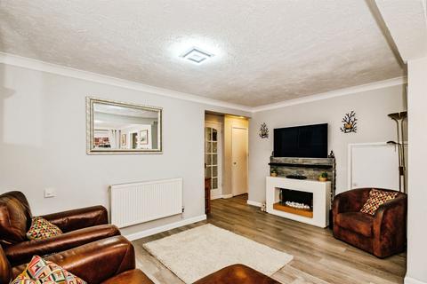 3 bedroom semi-detached house for sale, Tavy Road, WORTHING