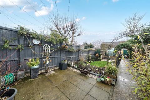 2 bedroom terraced house for sale, Lullingstone Avenue, Swanley, Kent