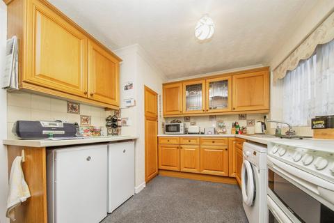 2 bedroom detached bungalow for sale, St. Christopher Road, Colchester