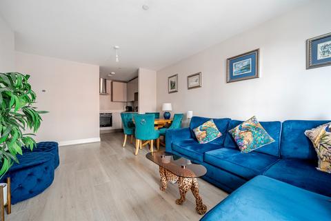 2 bedroom apartment for sale, The Colonnade, Maidenhead
