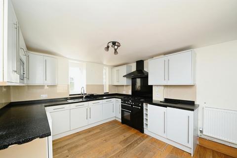 4 bedroom end of terrace house for sale, Austin Street, Hunstanton