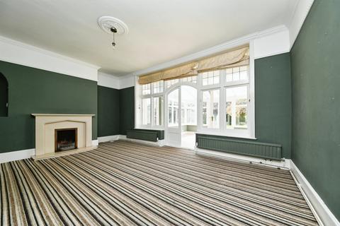 4 bedroom end of terrace house for sale, Austin Street, Hunstanton