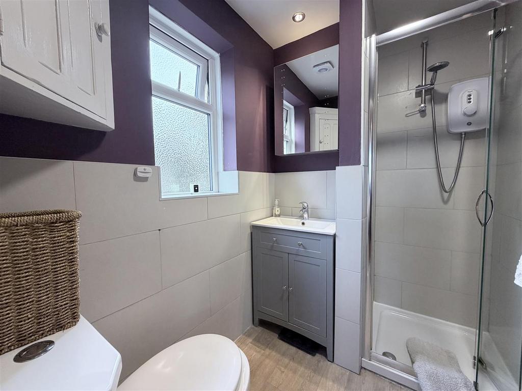 En-Suite Shower