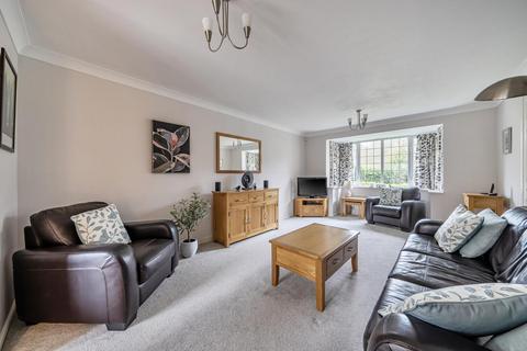 4 bedroom detached house for sale, Sandringham Close, Knightwood Park, Chandler's Ford