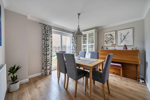 4 bedroom detached house for sale, Sandringham Close, Knightwood Park, Chandler's Ford