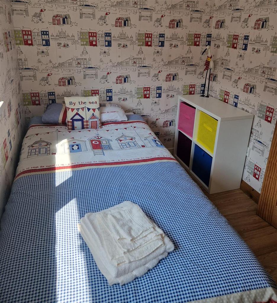 Bedroom 3.jpg