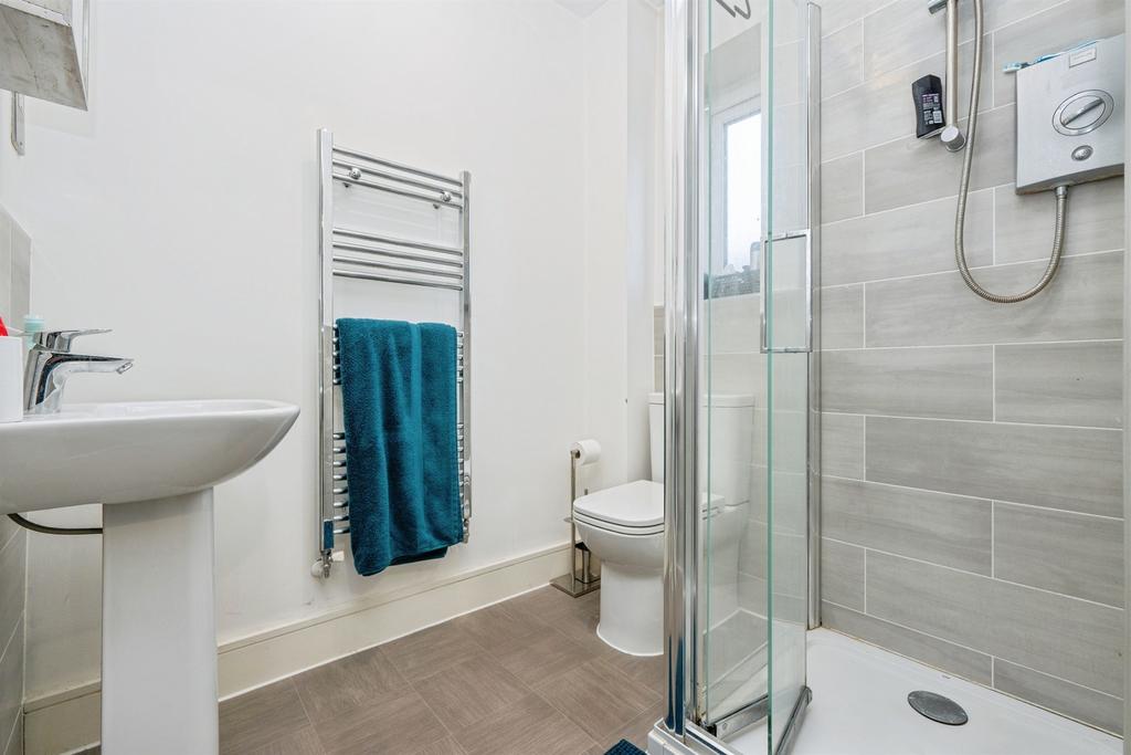 En Suite: