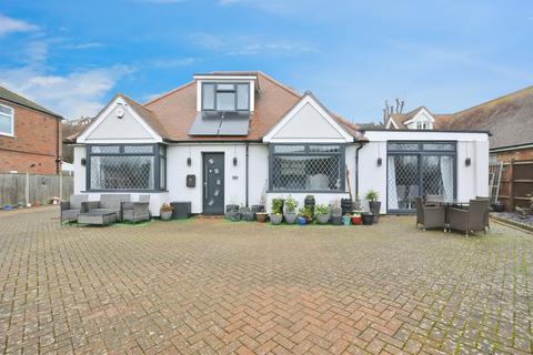 3 bedroom bungalow for sale, Bexhill Road, St. Leonards-On-Sea