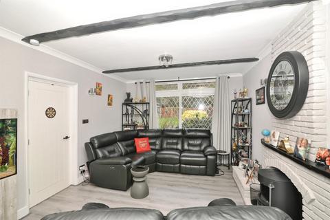 3 bedroom bungalow for sale, Bexhill Road, St. Leonards-On-Sea