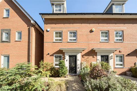 undefined, Blackbess Lane, Surrey KT16
