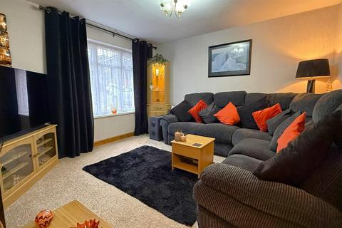undefined, Low Thatch, Birmingham B38