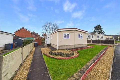 2 bedroom detached bungalow for sale, Riverside Park, Burton-On-Trent DE14