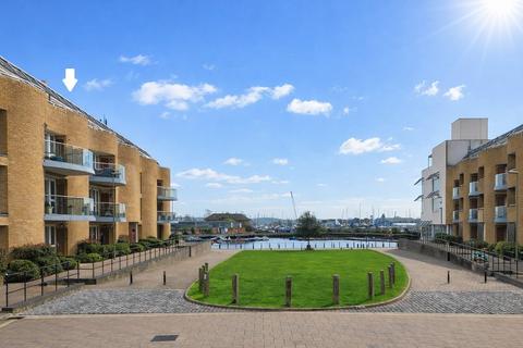 2 bedroom apartment for sale, Almansa Way, Lymington, SO41