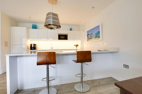 2 bedroom apartment for sale, Almansa Way, Lymington, SO41