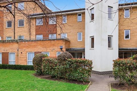 1 bedroom flat for sale, Ashton Court, Chingford E4