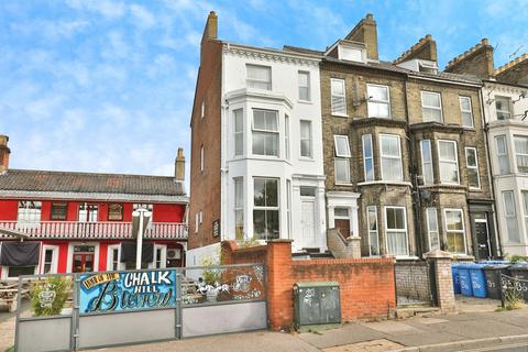 3 bedroom end of terrace house for sale, Thorpe Road, Norwich