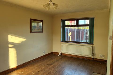 2 bedroom terraced house for sale, Nineveh Gardens, Leeds