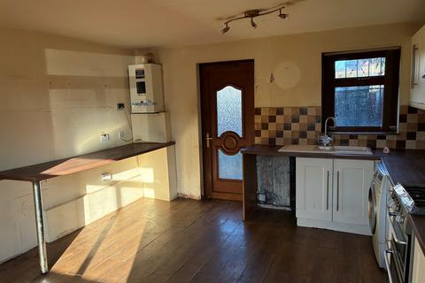 2 bedroom terraced house for sale, Nineveh Gardens, Leeds
