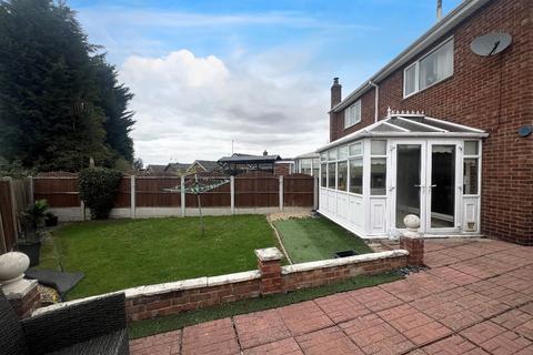 3 bedroom semi-detached house for sale, Mayfair Close, Harworth, Doncaster