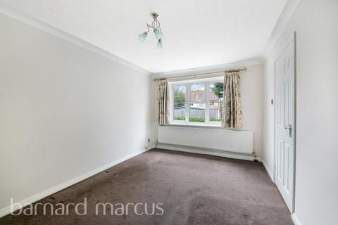 3 bedroom end of terrace house for sale, St. Christophers Mews, Wallington