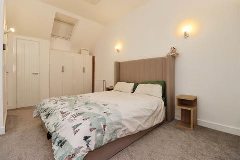 3 bedroom semi-detached house for sale, Mistletoe Gardens, Corby