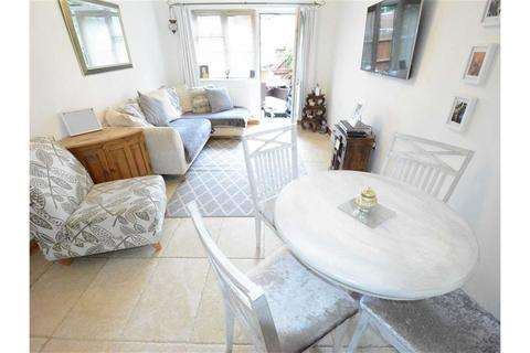 1 bedroom apartment for sale, Dunning Close, South Ockendon, RM15