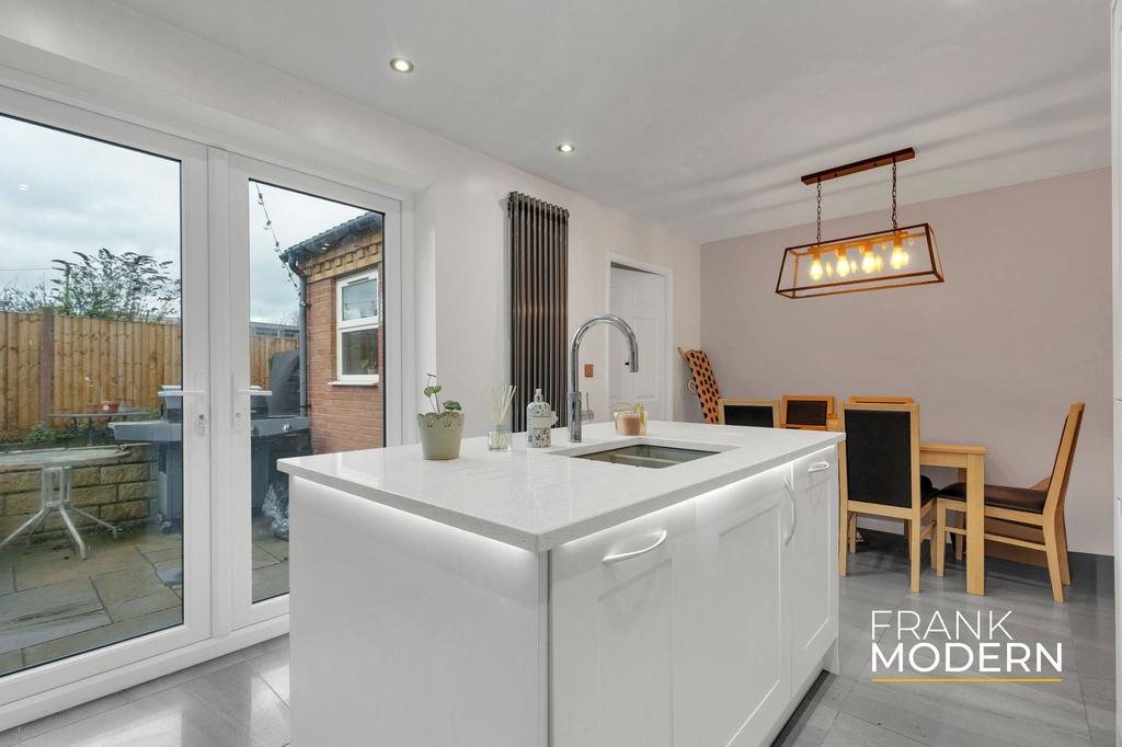 Kitchen / Diner