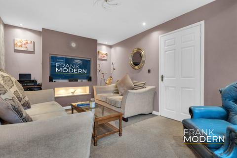3 bedroom semi-detached house for sale, Station Avenue, South Witham, NG33