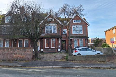 1 bedroom flat for sale, Broadwater Road, Worthing