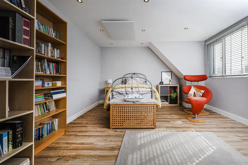 Bramleys Estate Agents - Cumberland Avenue - Fixby