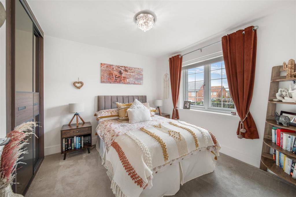 3. 5 Winter Close - Interior-15.jpg
