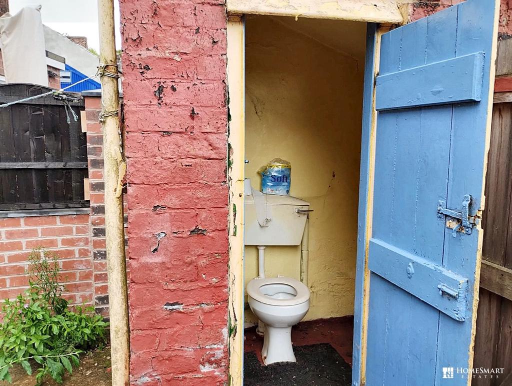 Garden WC