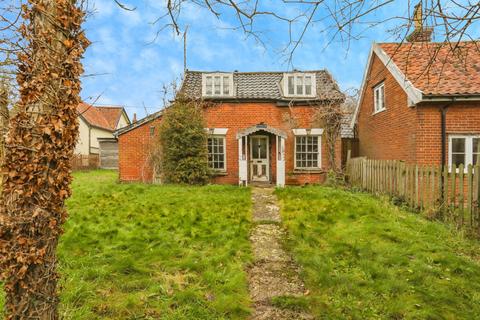 3 bedroom cottage for sale, Common Road, Shelfanger, Diss