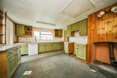 3 bedroom cottage for sale, Common Road, Shelfanger, Diss