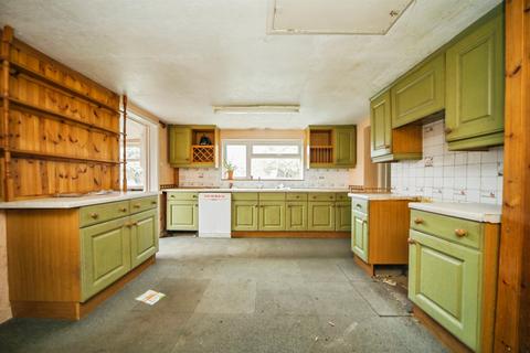 3 bedroom cottage for sale, Common Road, Shelfanger, Diss
