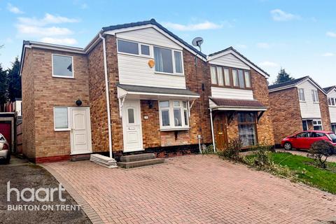 4 bedroom semi-detached house for sale - Clamp Drive, Swadlincote