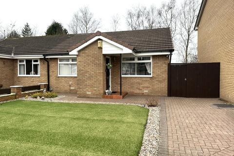 2 bedroom semi-detached bungalow for sale, Penthorpe Drive, Royton