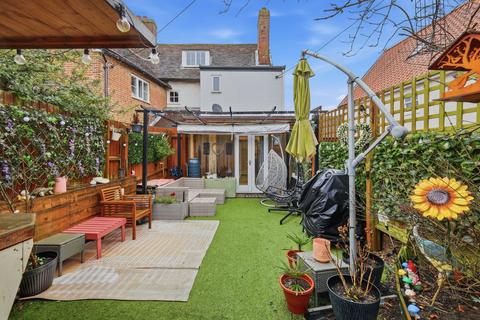 2 bedroom terraced house for sale, Theatre Street, Woodbridge, IP12