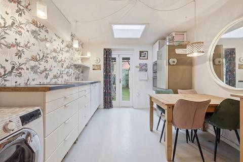 2 bedroom terraced house for sale, Theatre Street, Woodbridge, IP12