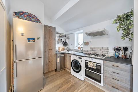 2 bedroom flat for sale, Hopewell Street, Camberwell, London, SE5