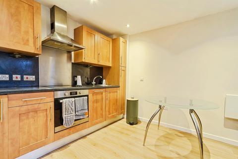 2 bedroom apartment for sale, East Street, Leeds
