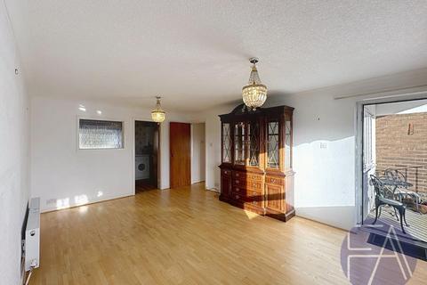 2 bedroom apartment to rent, Park Crescent, Southport PR9