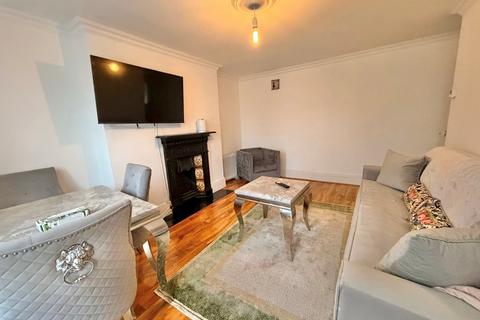 3 bedroom maisonette for sale, Bohemia Road, St. Leonards-On-Sea