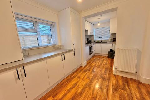 3 bedroom maisonette for sale, Bohemia Road, St. Leonards-On-Sea