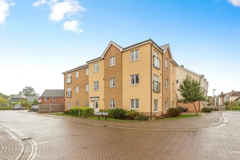 2 bedroom ground floor flat for sale, Abbotswood Common Road, Romsey