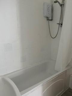 1 bedroom flat to rent, Bohemia Road, St Leonards on sea