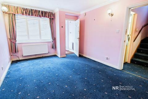 3 bedroom detached house for sale, Arnold Drive, Chessington, Surrey. KT9