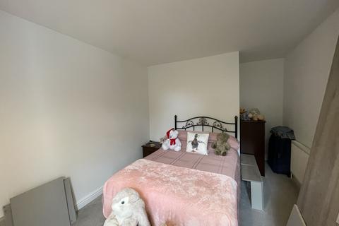 2 bedroom house to rent, Lucknow Drive, Sutton-in-Ashfield, NG17