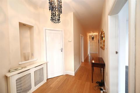 3 bedroom apartment for sale, Hagley Road, Birmingham B16